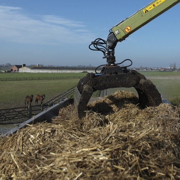 COLLECTION OF HORSE MANURE  I Sterckx | Mushroom composting facility